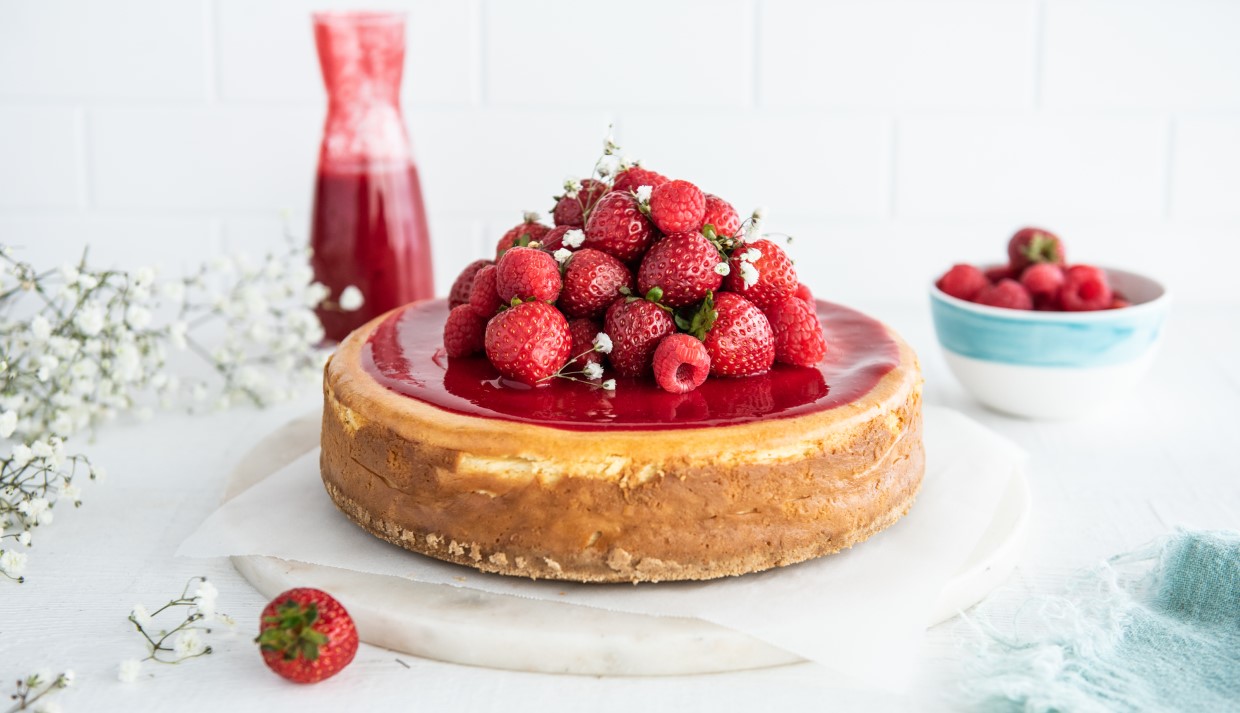 New York Baked Vanilla Cheesecake Recipe | Queen Fine Foods