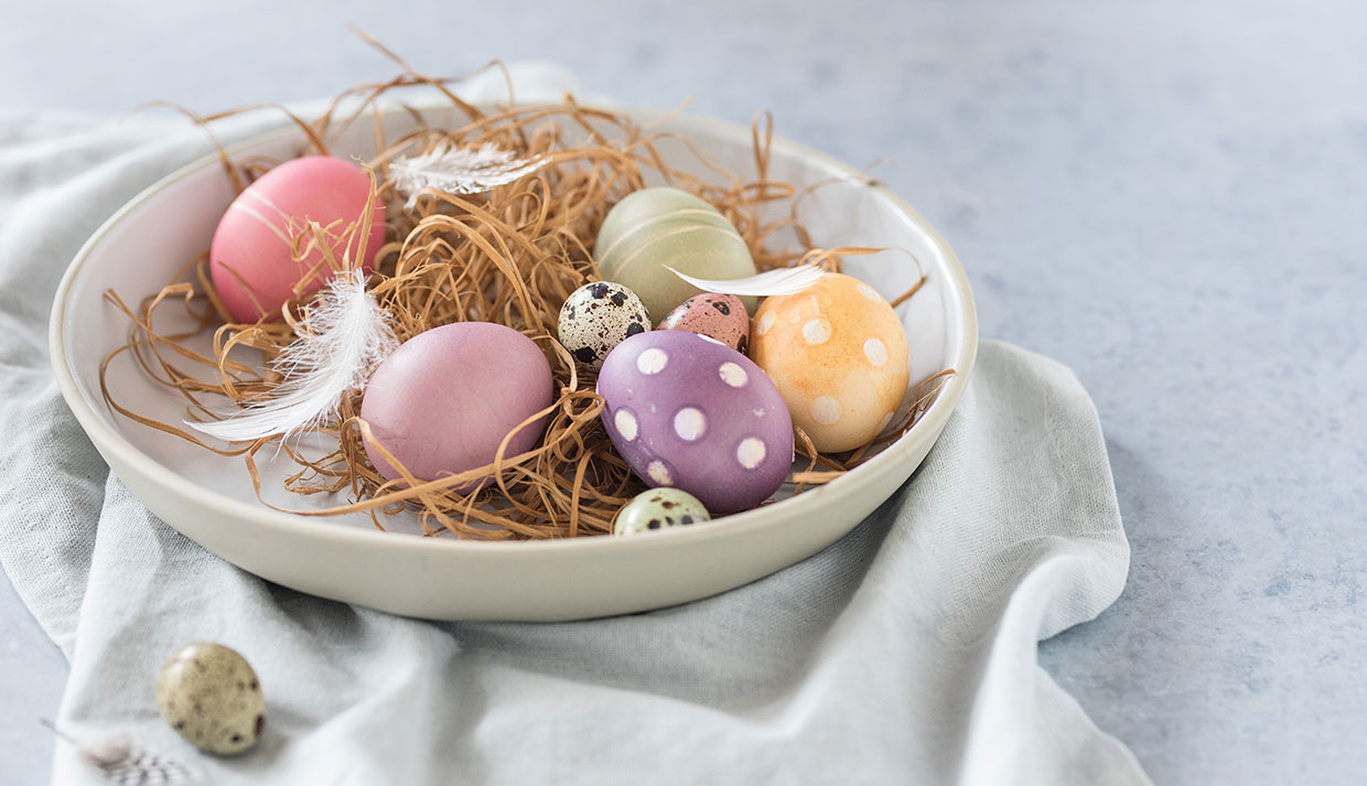 Tutorial: How to Naturally Colour Easter Eggs - Queen Fine Foods