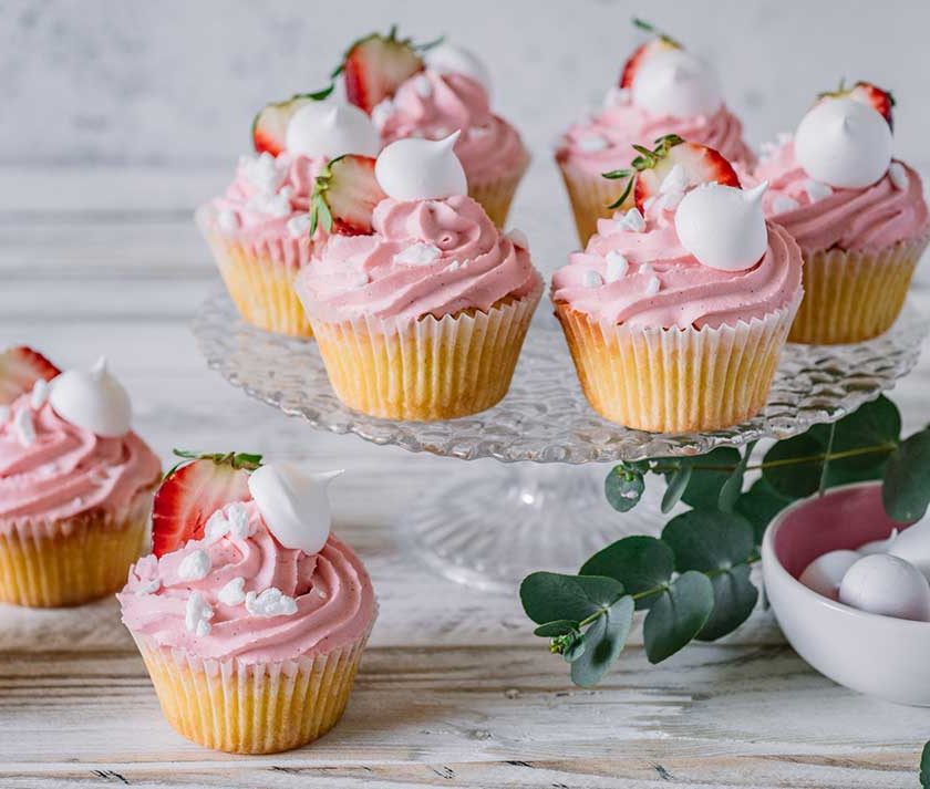 Strawberry Eton Mess Cupcakes