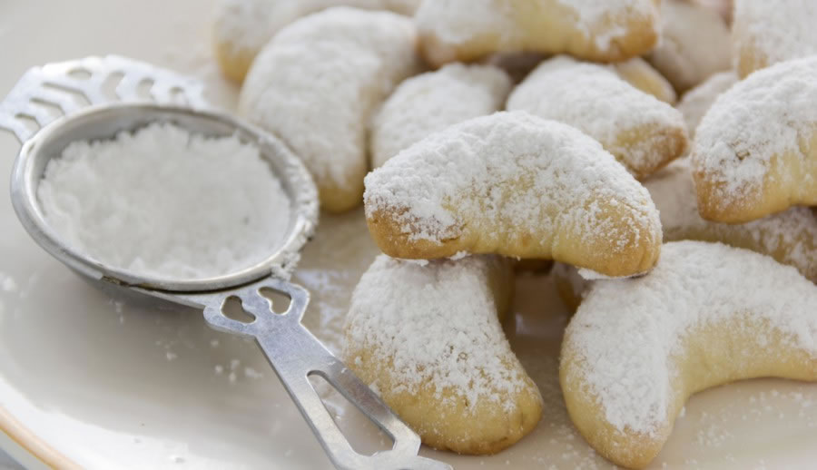 Hazelnut Crescents Queen Fine Foods