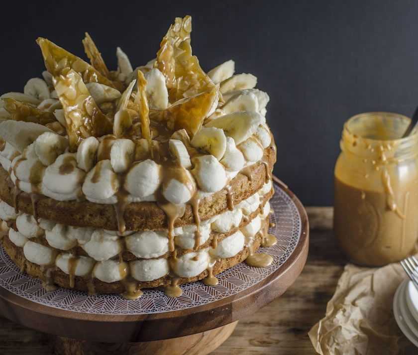 Vanilla Almond Praline Banoffee Cake